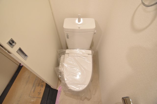セレニテ難波プリエのトイレ写真