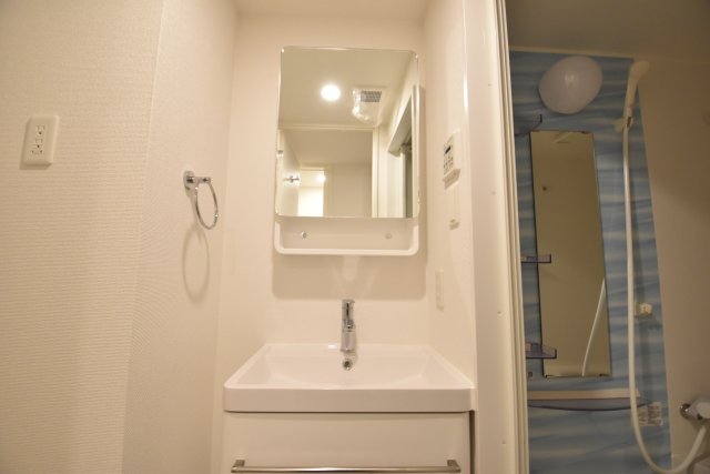 セレニテ難波プリエの内装写真
