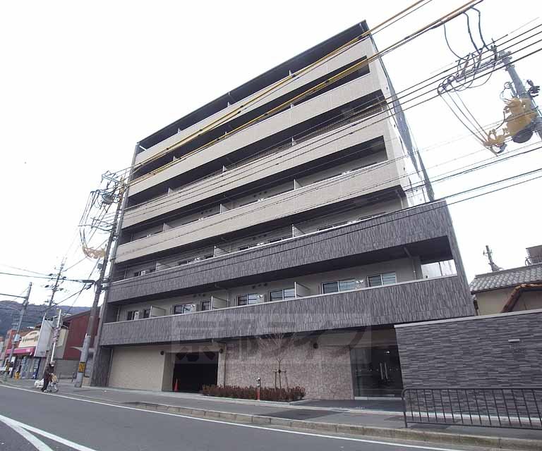 地下鉄東西線 山科駅 徒歩8分 築13年