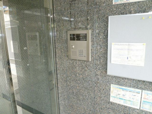 セキュリティ　★安心のオートロック付きです★