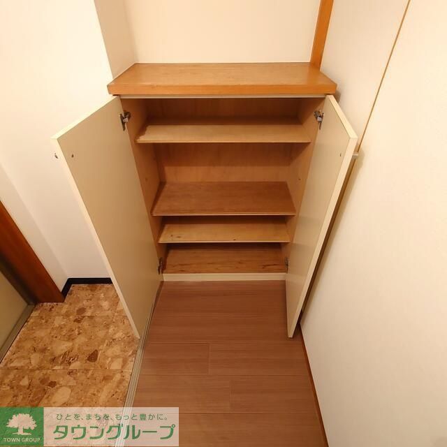玄関　お問合せはタウンハウジングまで！※現地待合わせ相談可能