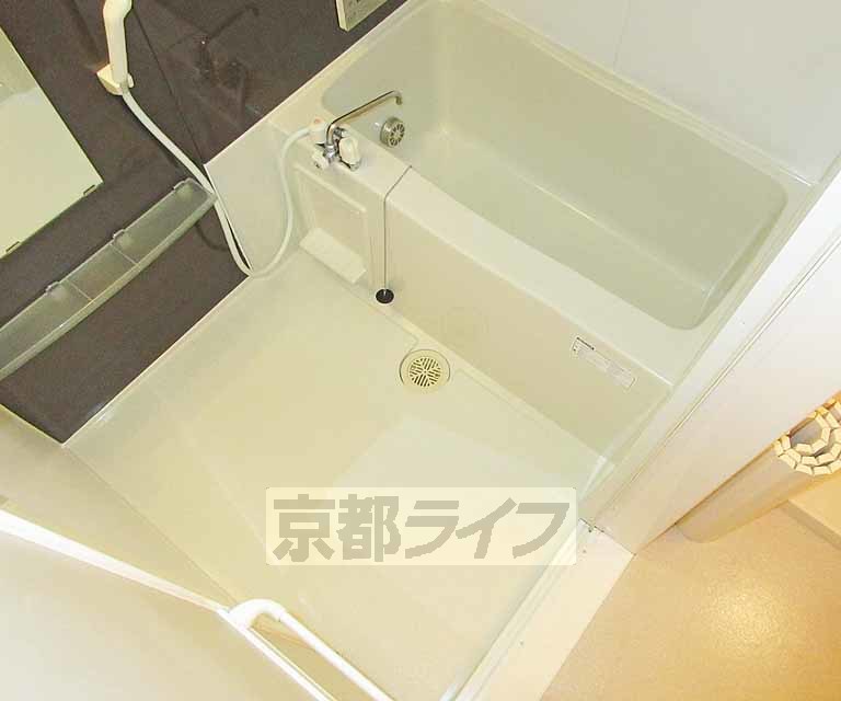 バス・シャワールーム　ゆったり広々！