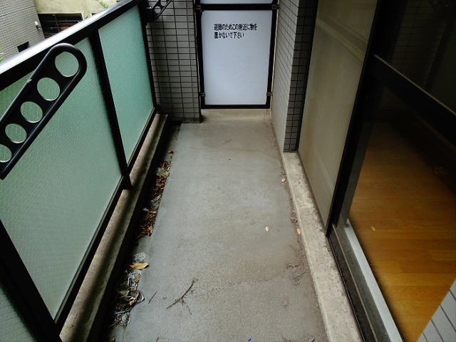 京王線 明大前駅 徒歩7分 3階建 築30年の内装写真