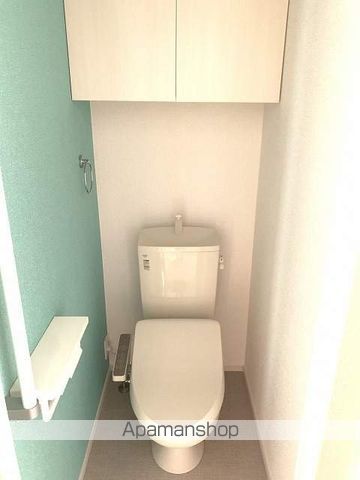 ＪＲ予讃線 川之江駅 徒歩35分 2階建 築6年のトイレ写真
