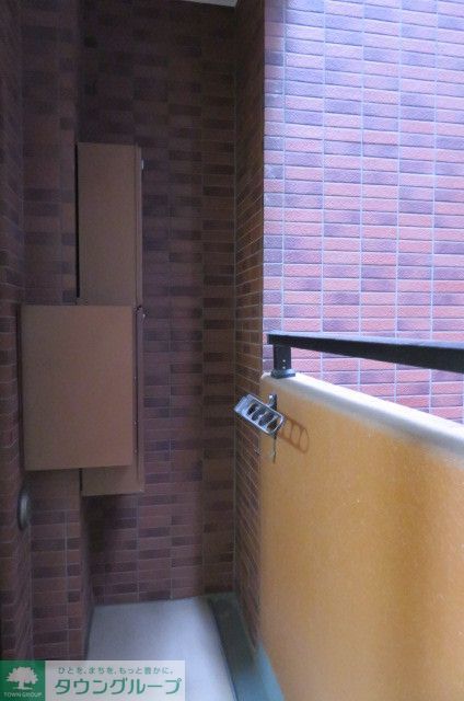 バルコニー　お洗濯にも便利なバルコニー付き