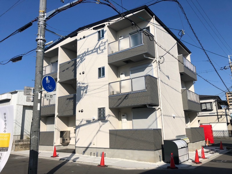 1er つばきIIIの外観写真