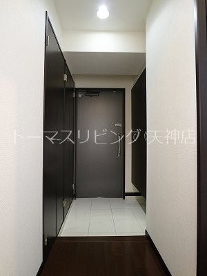 玄関　※参考写真