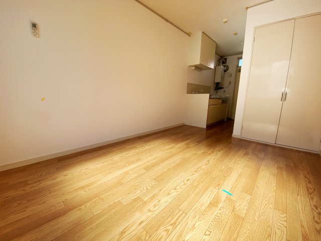 居室・リビング　別号室の参考写真です。