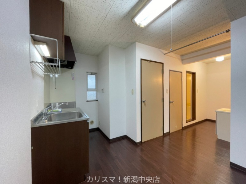 パストラール近江C棟のキッチン写真
