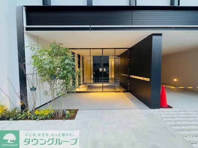 東京メトロ日比谷線 六本木駅 徒歩9分 11階建 築1年の外観写真
