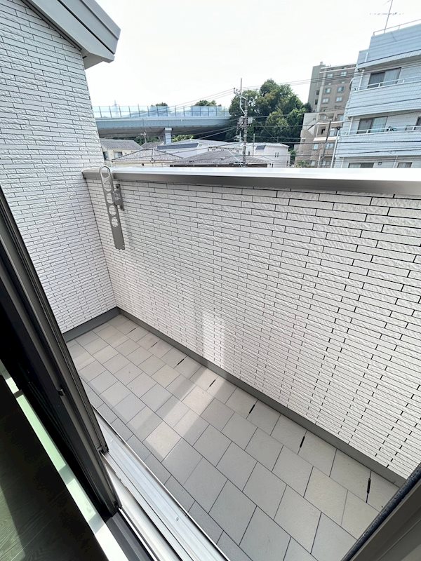 バルコニー　見晴らしの良いバルコニー