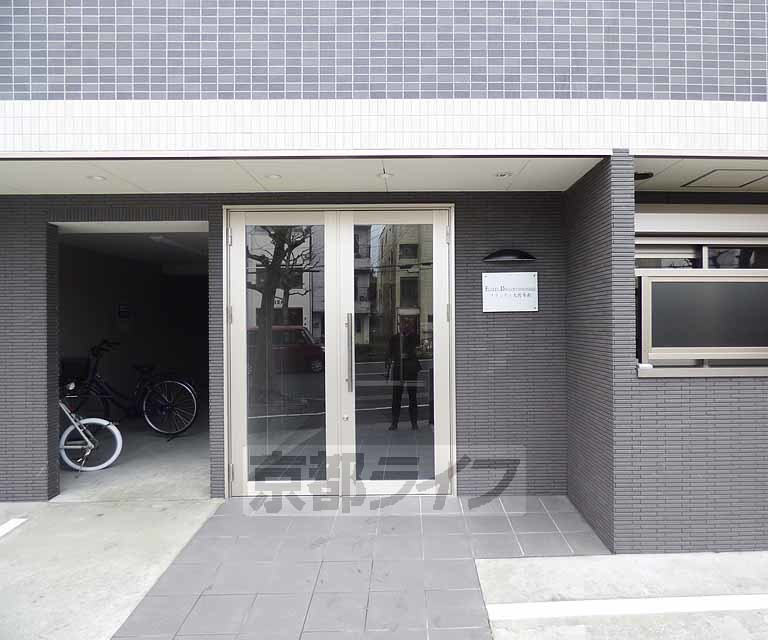その他共有部分　広々としたスペースです。