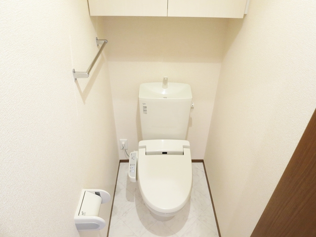 トイレ　ウォシュレット完備(^^♪