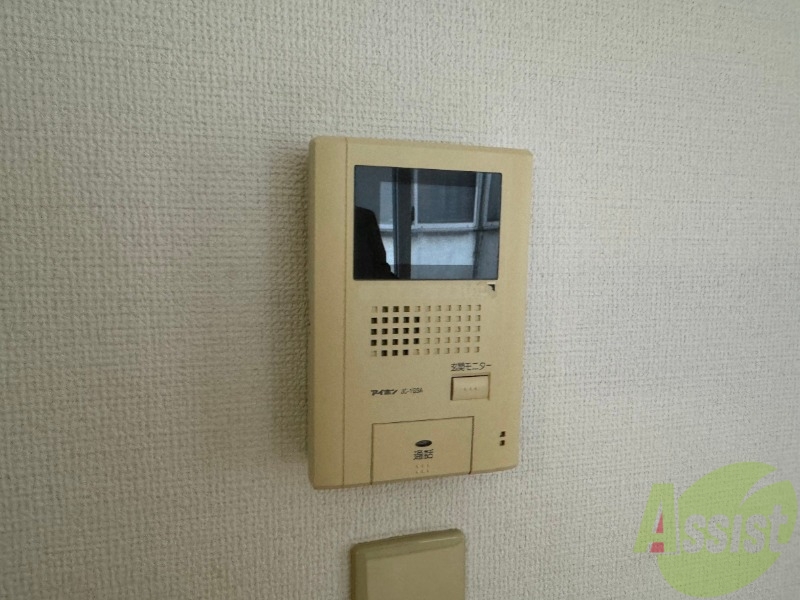 セキュリティ　ＴＶモニター付インターホンです。来客者の顔が見えるので安心！
