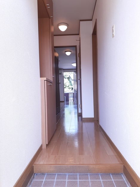 ＪＲ鹿児島本線 川内駅 徒歩30分 2階建 築24年の玄関写真