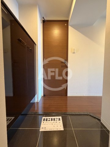 玄関　フロンティアコート堺筋本町　玄関