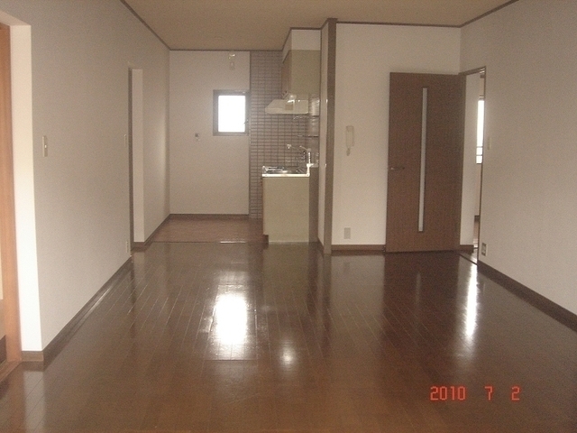 居室・リビング　別のお部屋の写真です。