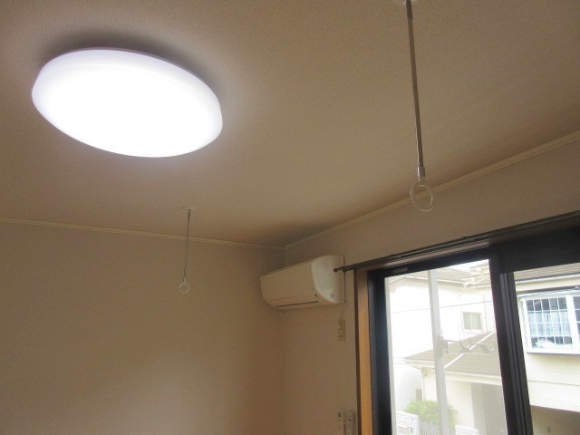 その他　雨の日に便利な室内物干フック