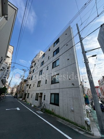 東京メトロ日比谷線 南千住駅 徒歩9分 築8年