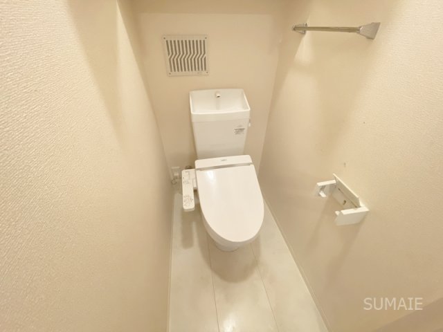 トイレ　トイレは洗浄便座付き！