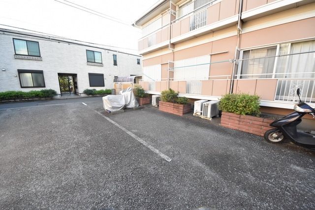 駐車場　★お問い合わせはタウンハウジングまで★