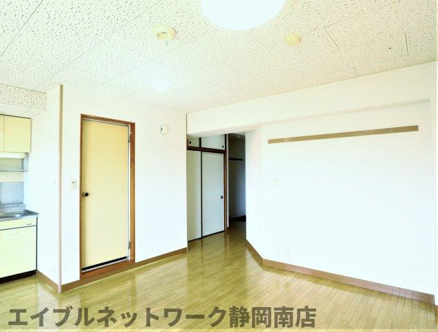 その他　ゆったりした洋室です