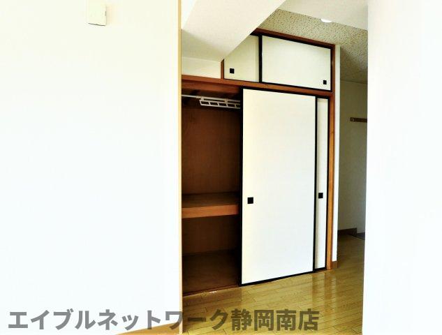 収納　十分な収納スペースがあります