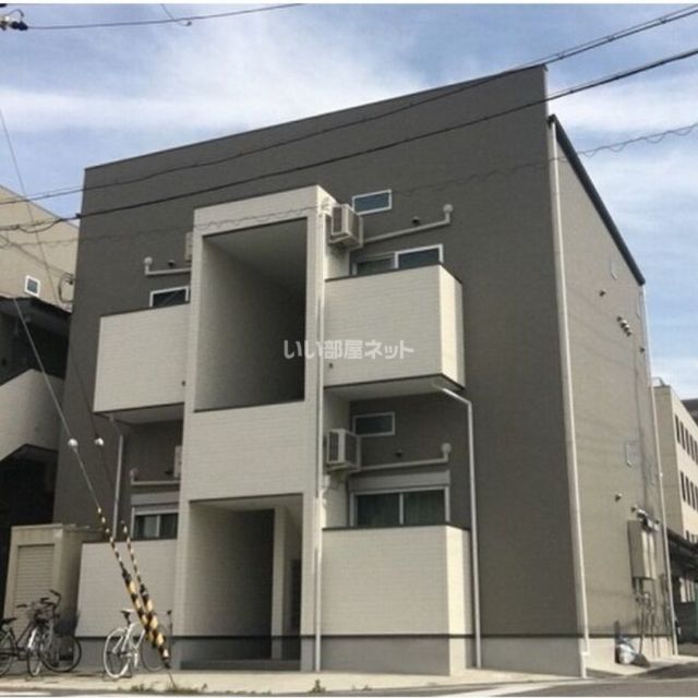 神戸市兵庫区切戸町のアパートの建物外観