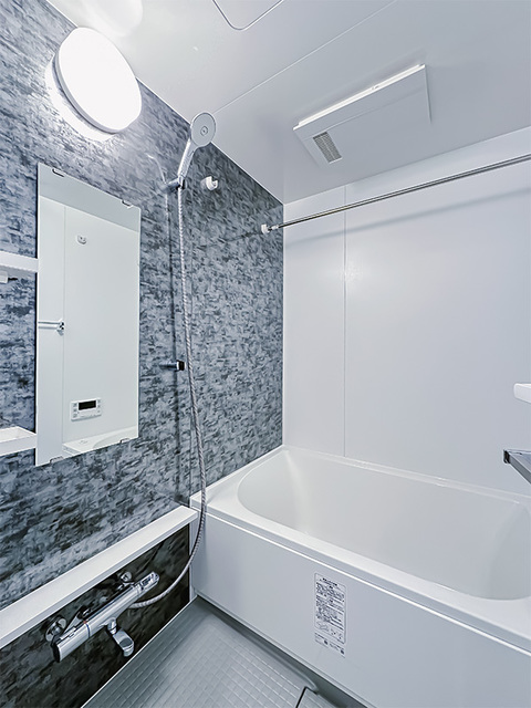 バス・シャワールーム　※写真は同タイプ住戸です。