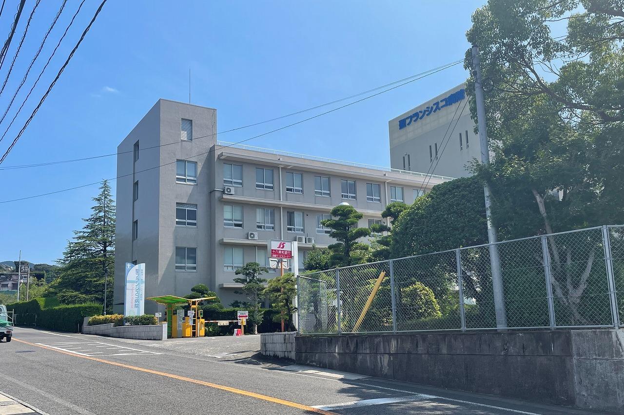 病院　聖フランシスコ病院（病院）まで399m