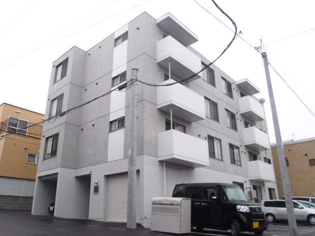 建物外観　☆地下鉄東西線「南郷13丁目」駅まで徒歩9分！