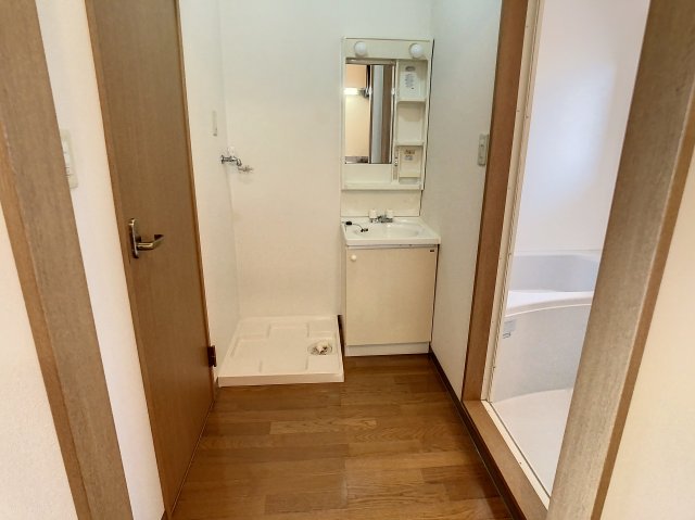 洗面設備　2023年8月撮影　現況と異なる場合は現況を優先します。