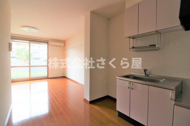 キッチン　現況と異なる場合がございます。