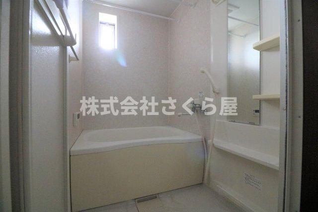 バス・シャワールーム　現況と異なる場合がございます。