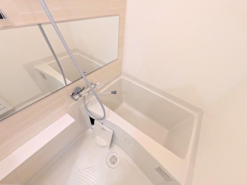 バス・シャワールーム　建築中の写真です