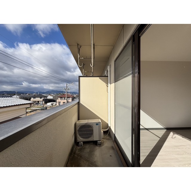 バルコニー　バルコニー（同仕様タイプ・現況優先）