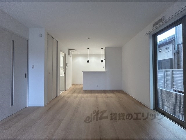 居室・リビング　リビング