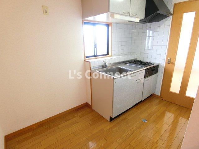 その他　約３帖のキッチンスペース。