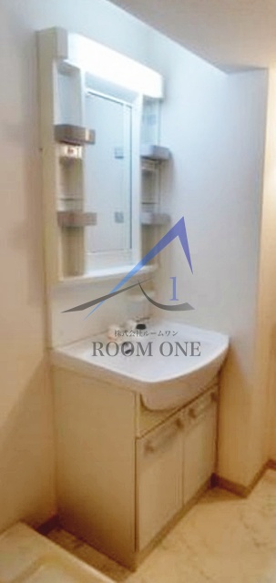 洗面設備　洗面台です。