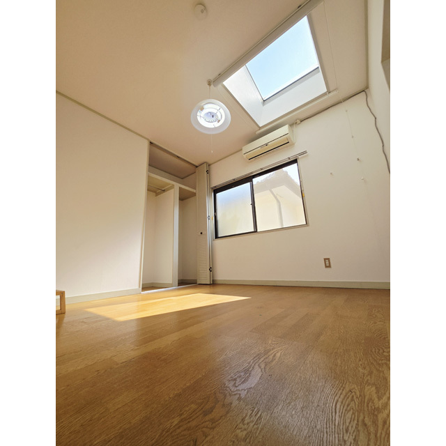 居室・リビング　洋室