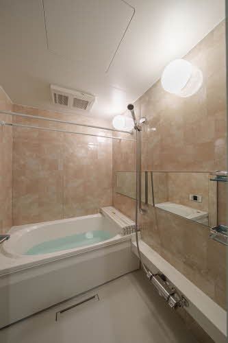 バス・シャワールーム　バスルーム