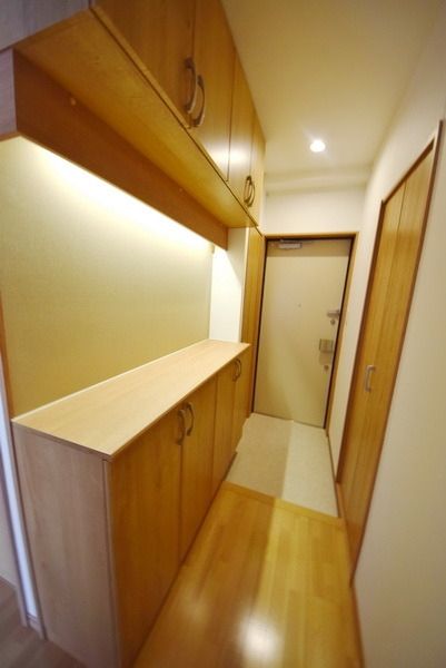 玄関　★お部屋探しは株式会社タウンハウジング東京まで★