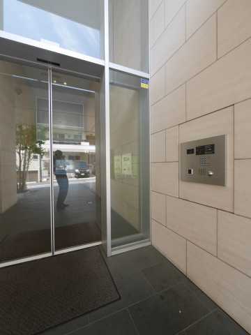 エントランス　ガーデン東新宿