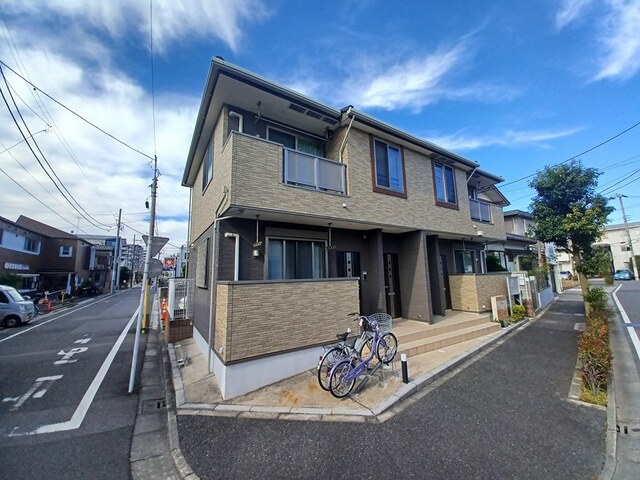 建物外観　２０１６年築