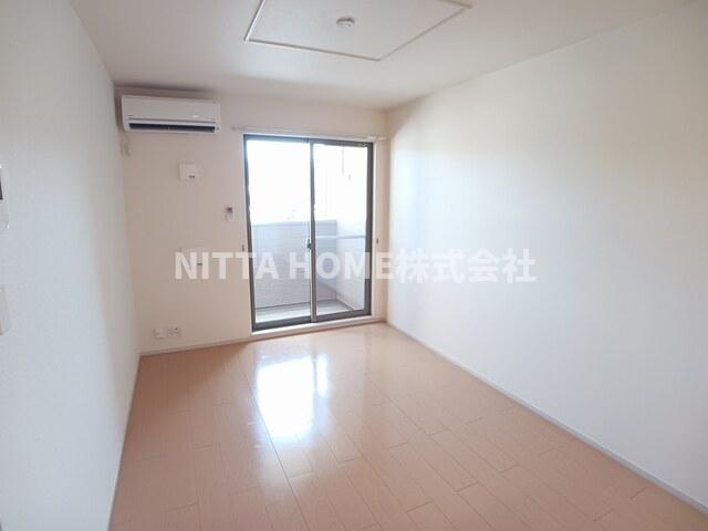 居室・リビング　リビングは広々11.8帖です(#^^#)