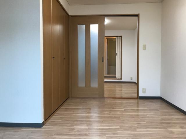 居室・リビング　洋室