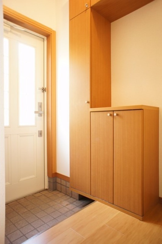 玄関　図面と現状に相違がある場合には現状を優先