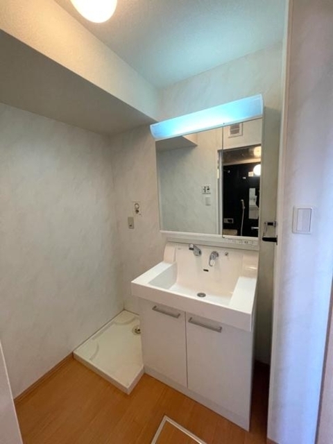 洗面設備　洗髪洗面化粧台