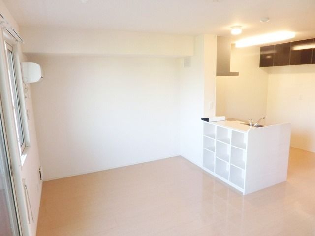 居室・リビング　会話の弾む対面キッチン