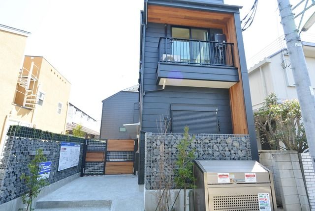 建物外観　★外観おしゃれできれいな建物です★